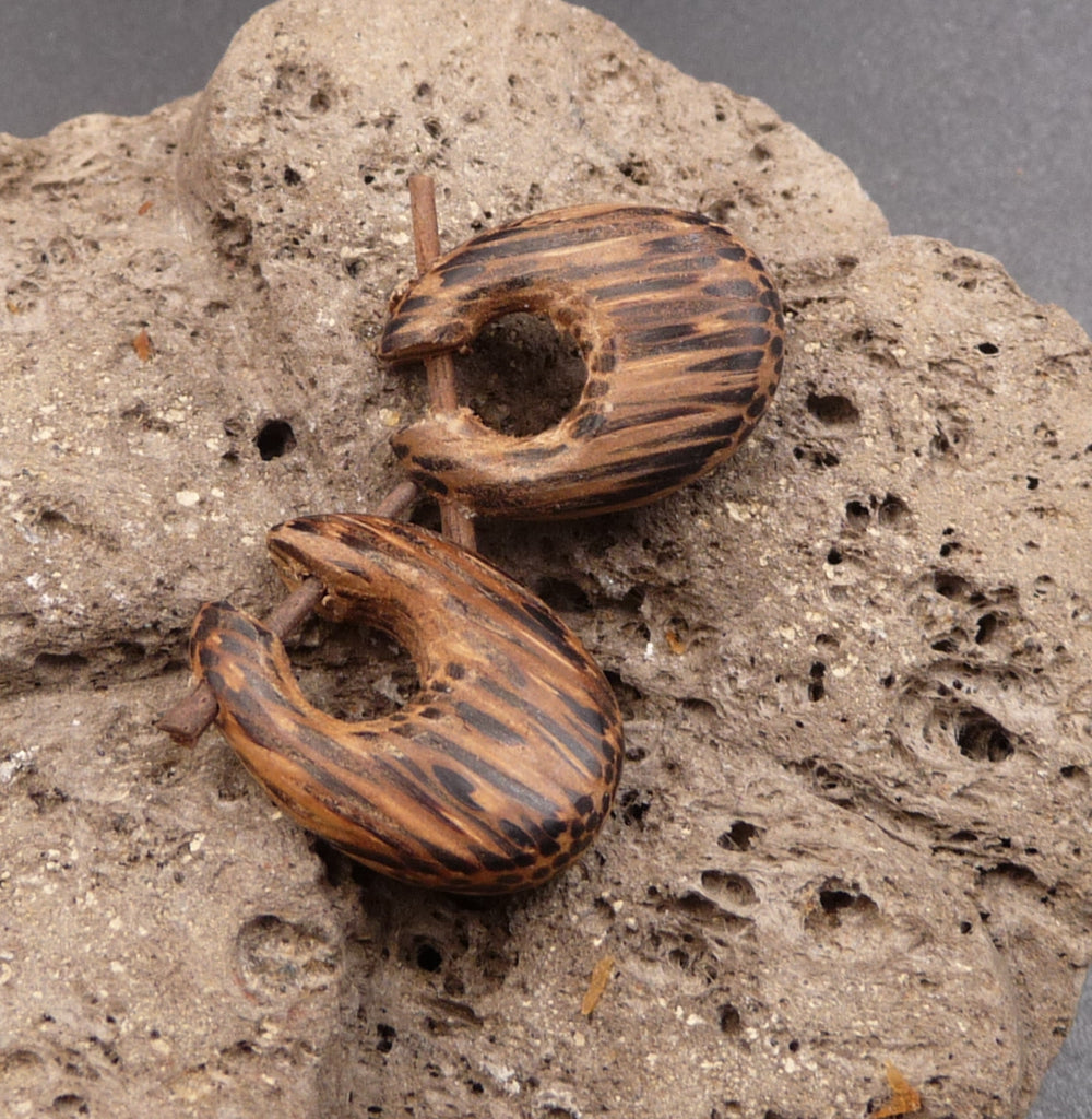 Boucles d'oreilles créoles piercing en bois de cocotier