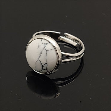 Bague réglable ronde en Howlite Blanche du Brésil