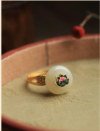 Bague Bouddhiste Tibétaine fleur de lotus en jade