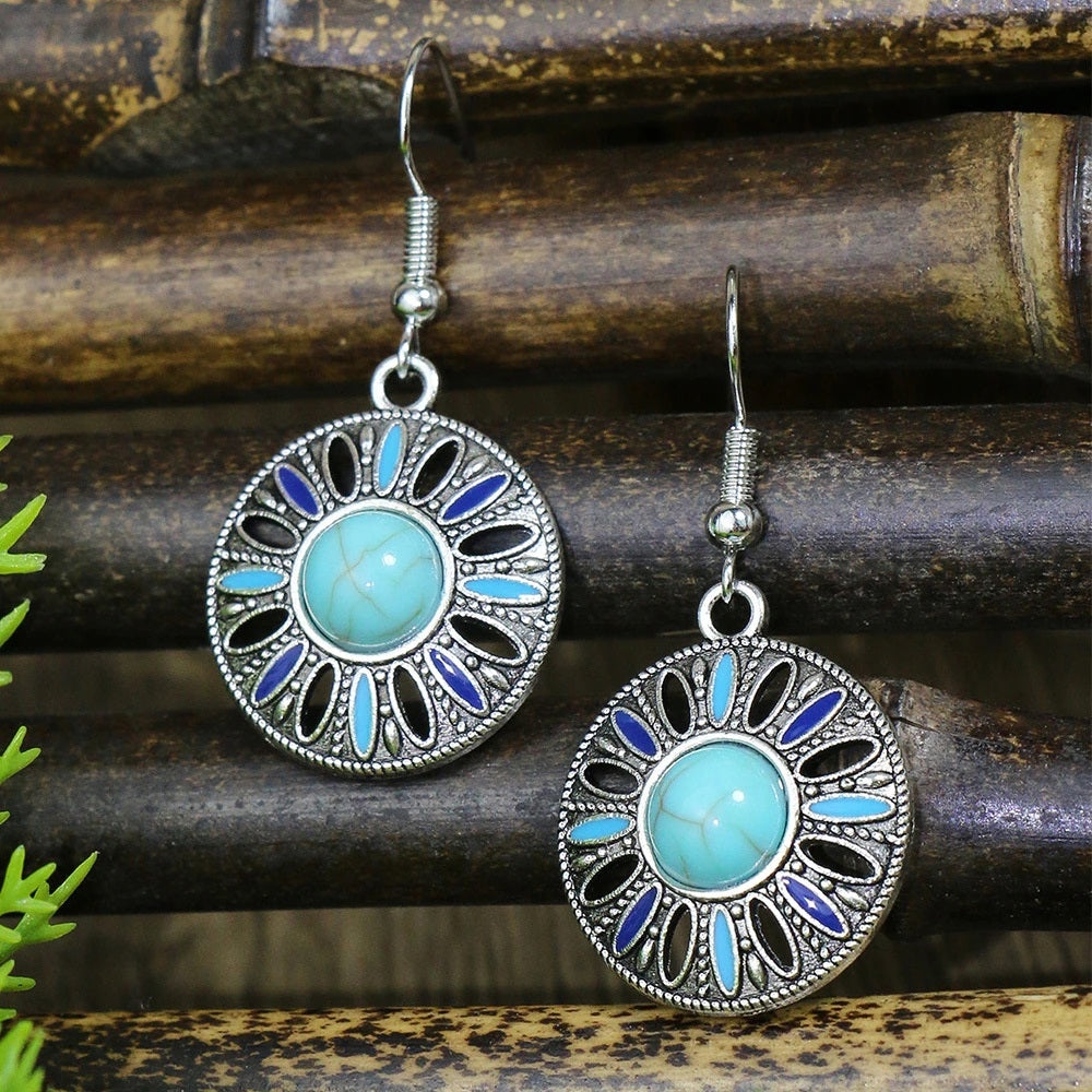 Boucles d'oreilles "Sânâ Hâta"" en argent Tibétain et Howlite Turquoise