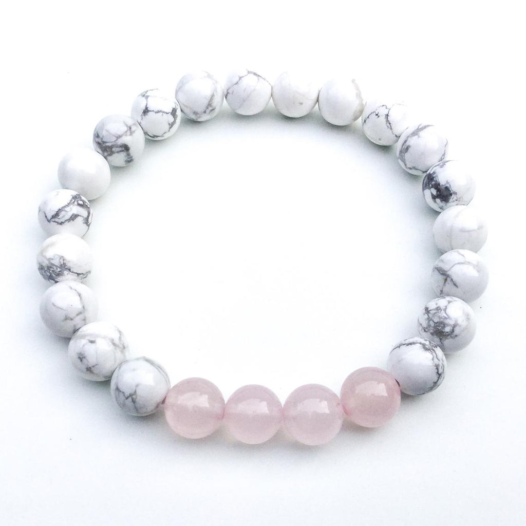 Bracelet en howlite et quartz rose avec des pierres naturelles 6mm