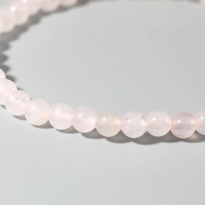 Bracelet en Quartz Rose du Brésil 4 mm - Paix et Amour