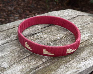 Bracelet ethnique en raphia rouge "Onja" - Artisanat de Madagascar