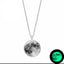 Collier "lune lumineuse" phosphorescent - Brille dans le noir