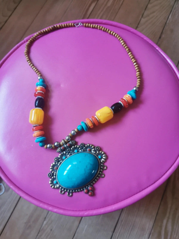 Collier berbère ethnique - artisanat du Maroc