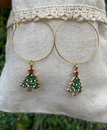Boucles d'oreilles créoles sapin de Noël