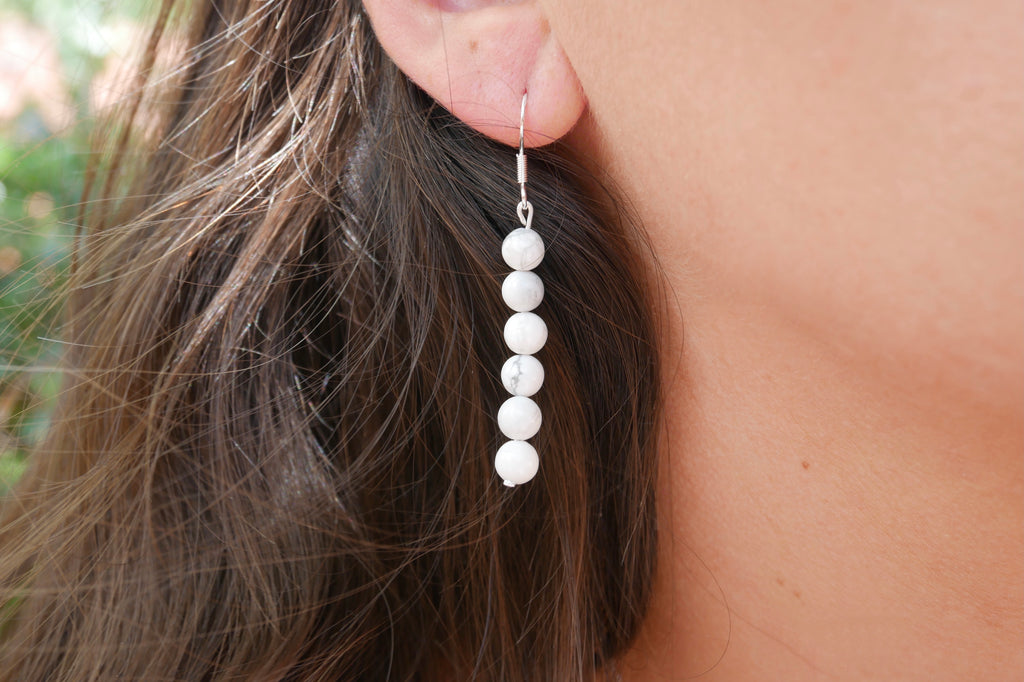 Boucles d'oreilles pendantes en Howlite