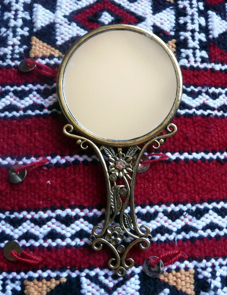 Miroir vintage berbère en cuivre ciselé pour sac à main avec perles semi-précieuses